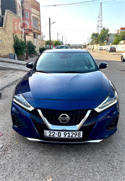 Nissan Maxima